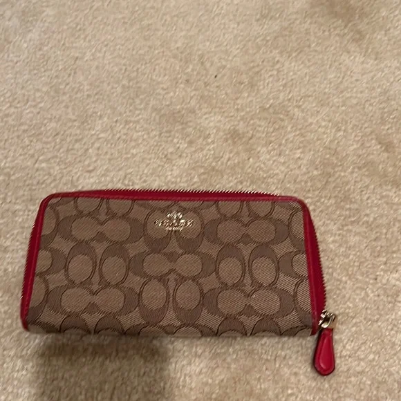 Coach wallet - Picture 1 of 2